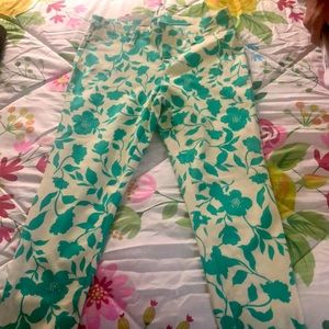 Capri Pants size 4–6